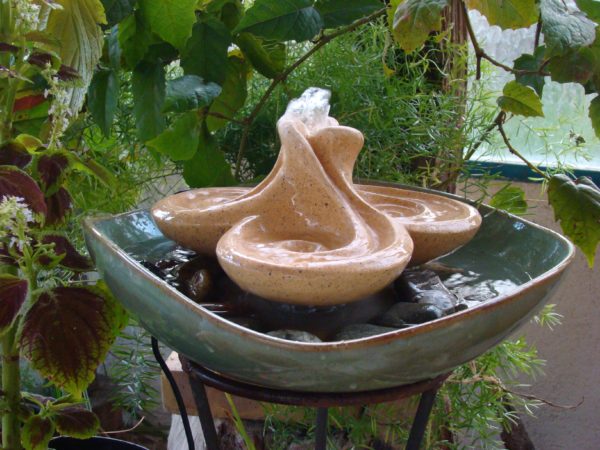 Triskell toscane très petite fontaine